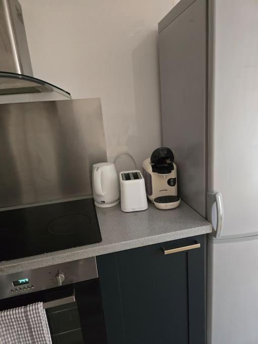 Cozy Flat 1 Bedroom Hucclecote Ngoại thất bức ảnh